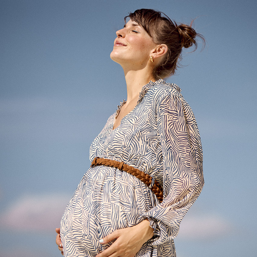 Vestido de manga larga con cinturón y estampado abstracto para mujer 