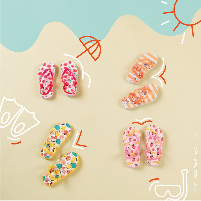 Sandalias con tiras brillantes SmileyWorld 