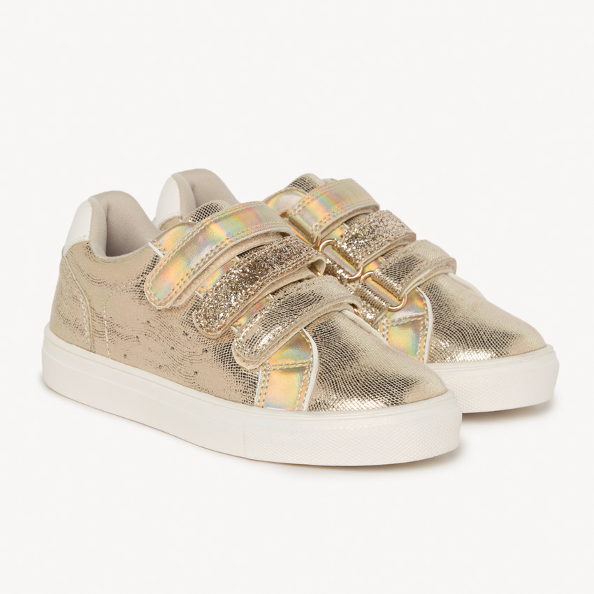 Zapatillas bajas doradas con efecto irisado y brillante para niña 