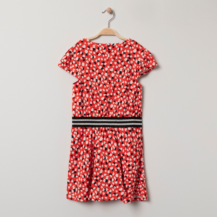 Vestido manga corta con estampados gráficos y cintura elástica  