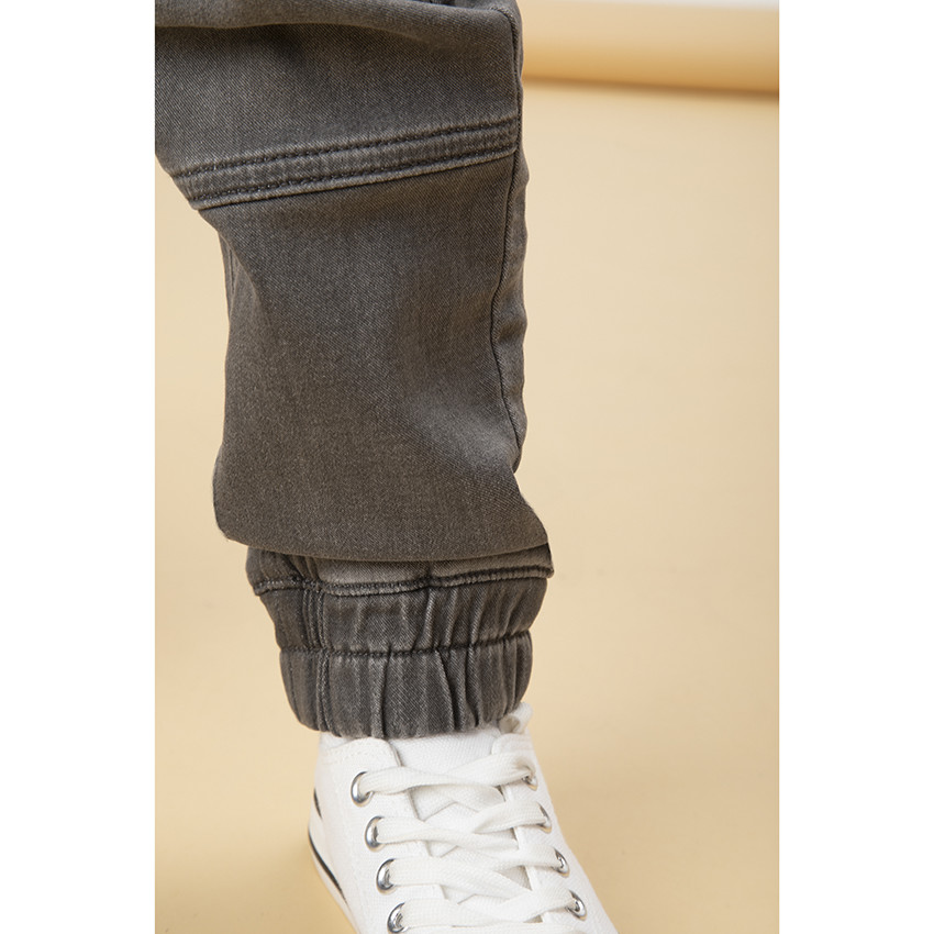 Vaqueros denim elásticos con diseño para niño 