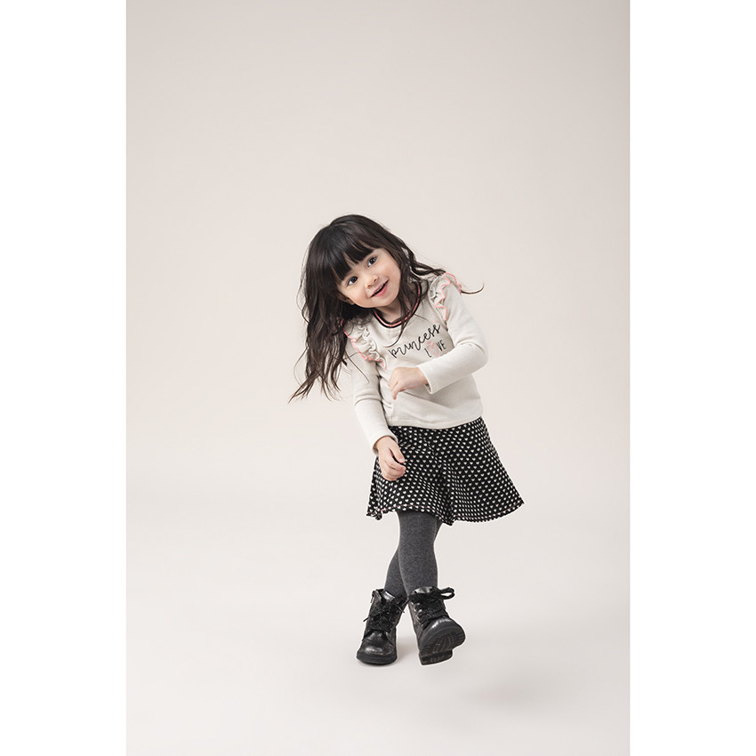 Vestido con manga larga y efecto 2 en 1 con volantes y corazones estampados 