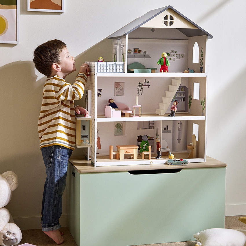 Casa de muñecas amueblada de madera 