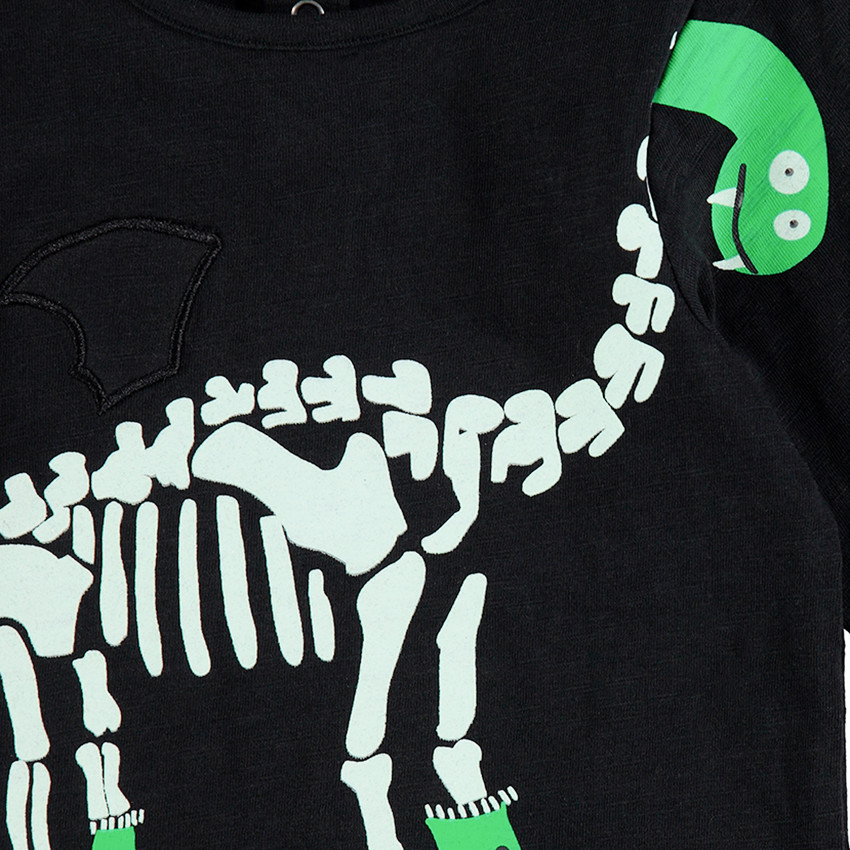 Camiseta de manga larga de HALLOWEEN con esqueleto de dinosaurio estampado 
