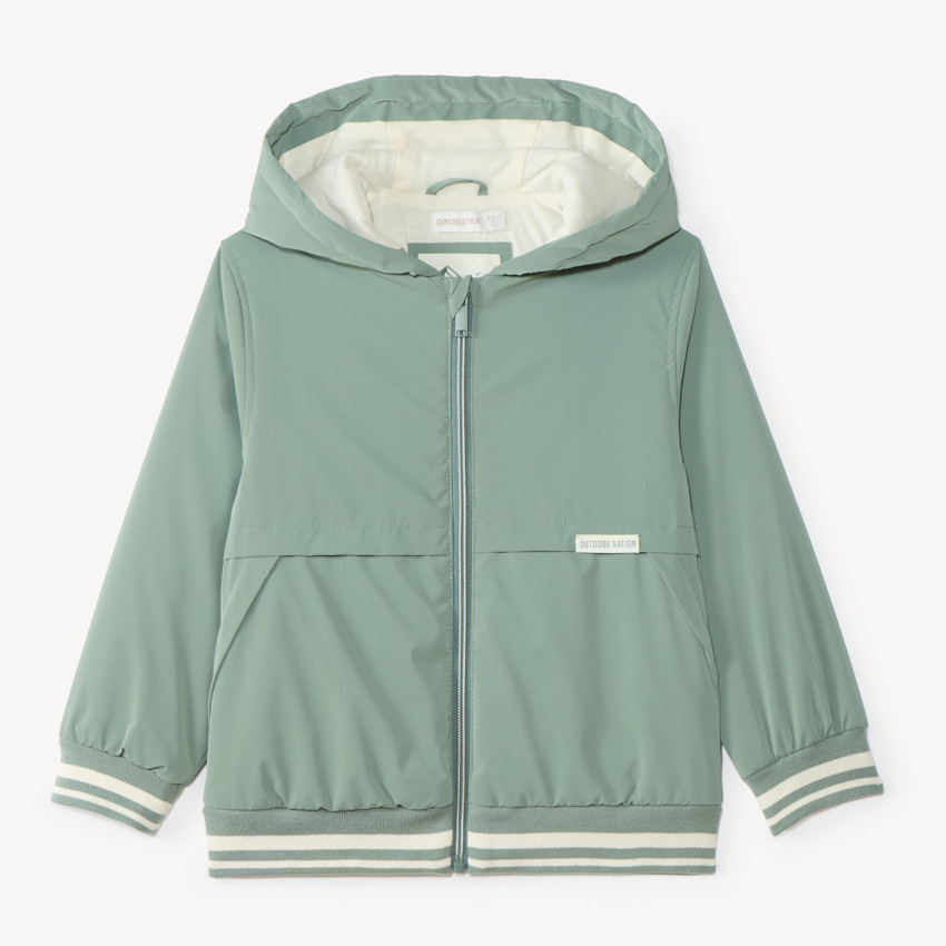 Chaqueta cortavientos con capucha impermeable para niño. 