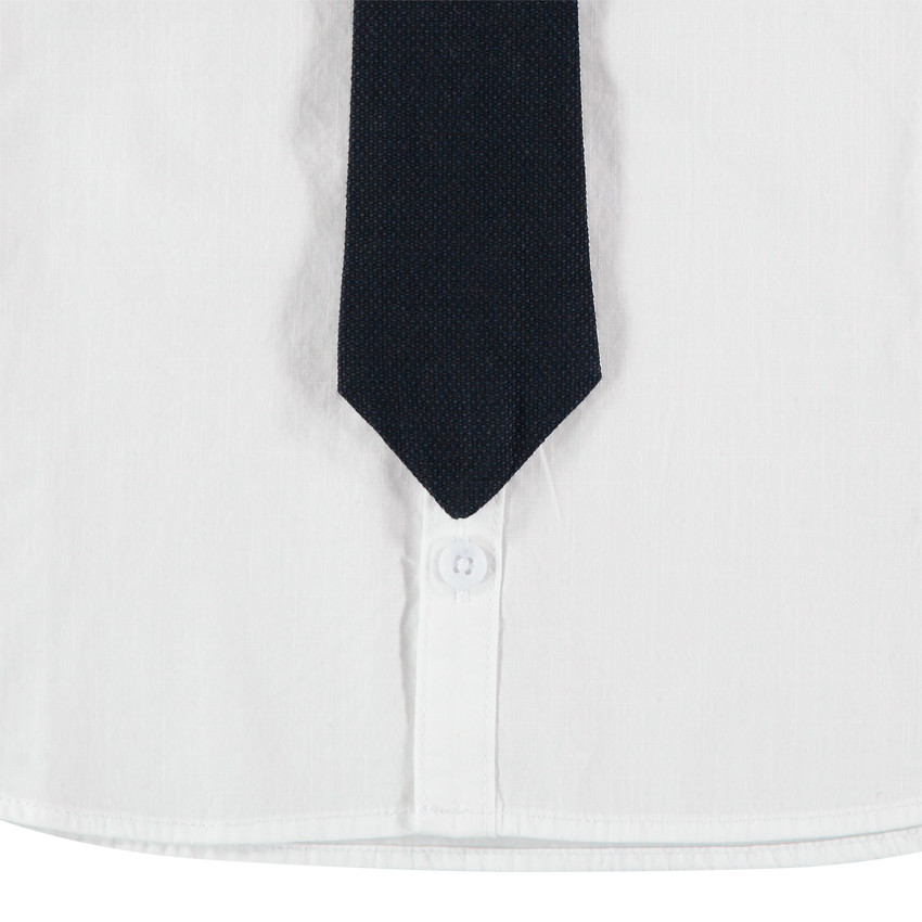 Camisa de manga larga de gala con corbata desmontable 