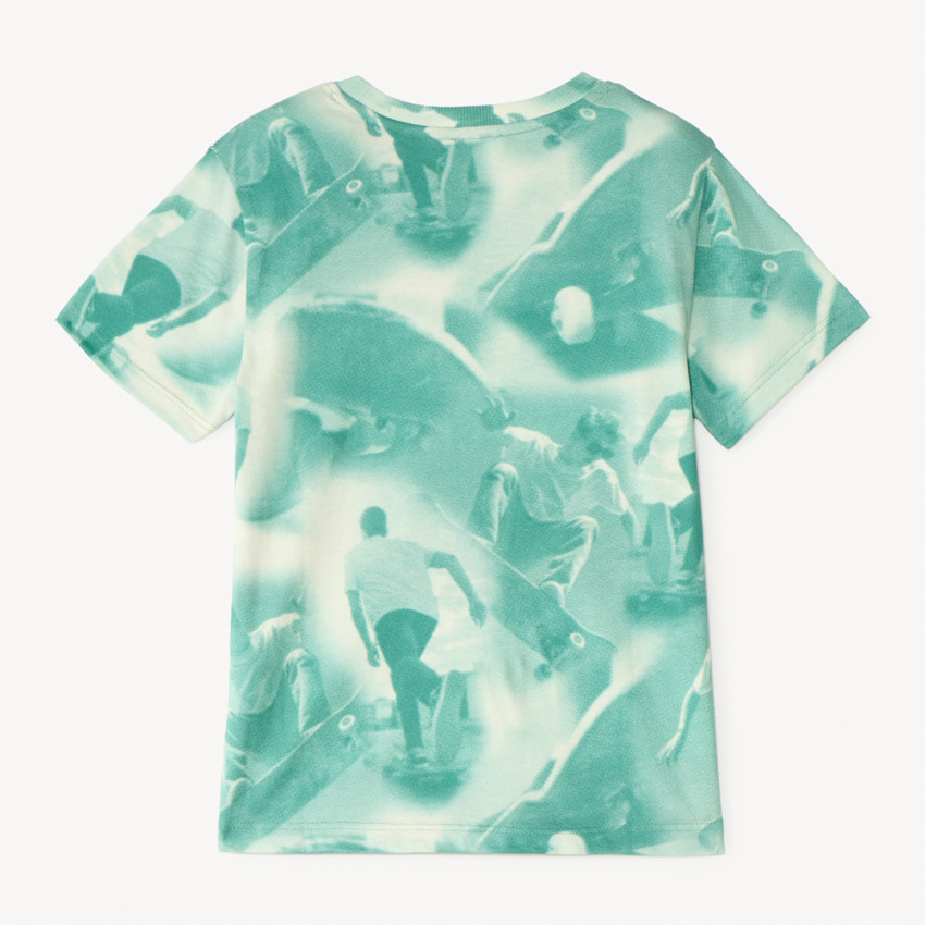 Camiseta de manga corta con fotoprint de skateboard para niño 