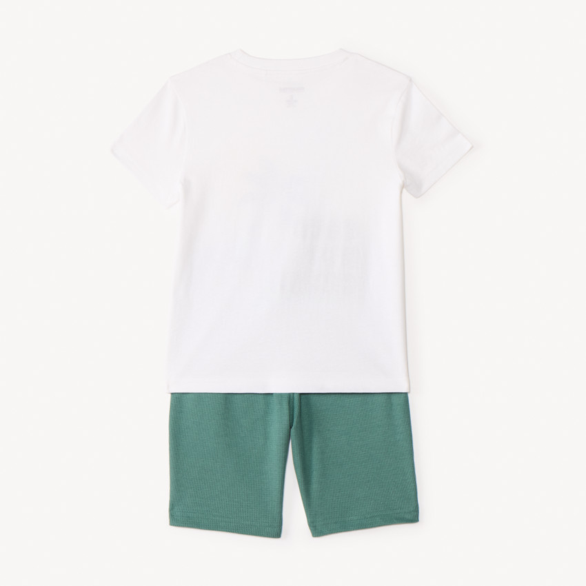 Conjunto de camiseta de manga corta + bermudas con motivos de coco para niño. 