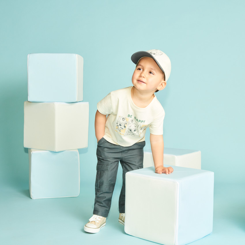 Pantalón recto con bolsillos cargo para bebé niño 