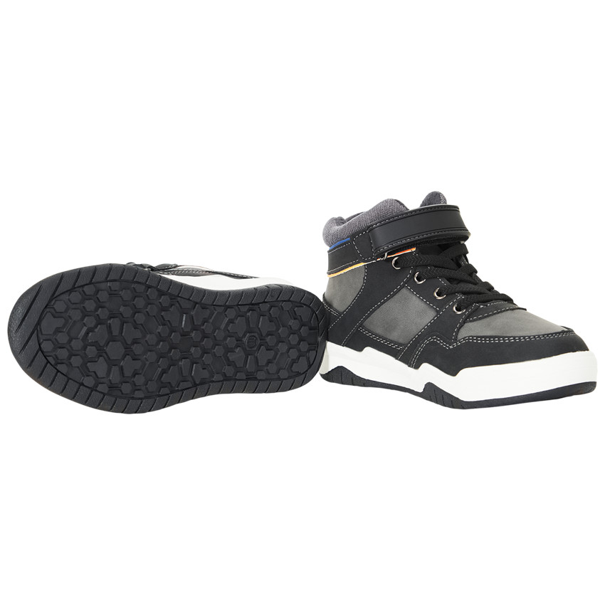 Botines con velcro y elásticos para niño 