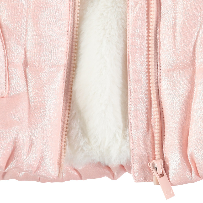 Plumífero efecto satinado forro de  sherpa con alas en relieve   Additional Plumífero efecto satinado forro de  sherpa con alas en relieve