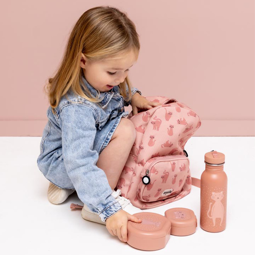 Mochila escolar mediana Charming Cat 7,5 L con correas ajustables para niños a partir de 3 años 