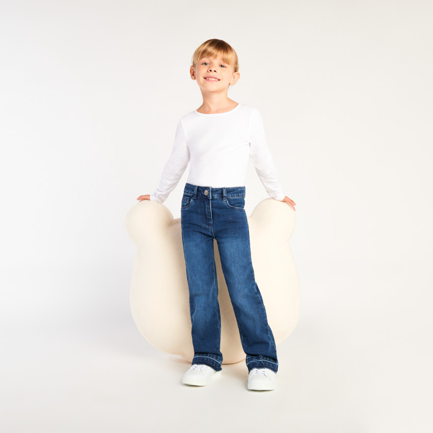 Pantalones vaqueros de corte acampanado para niña 