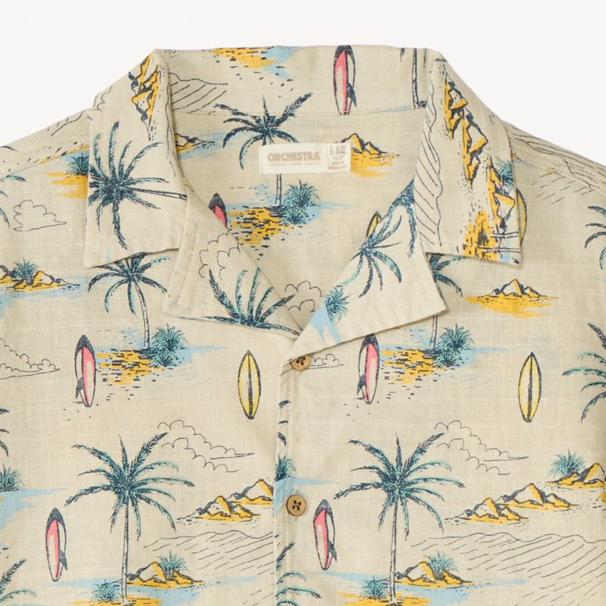 Camisa de manga corta con estampado tropical para niño 