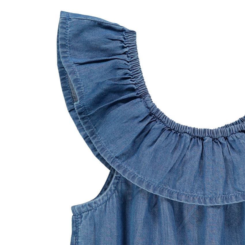 Mono corto efecto vaquero con espaldas al aire 