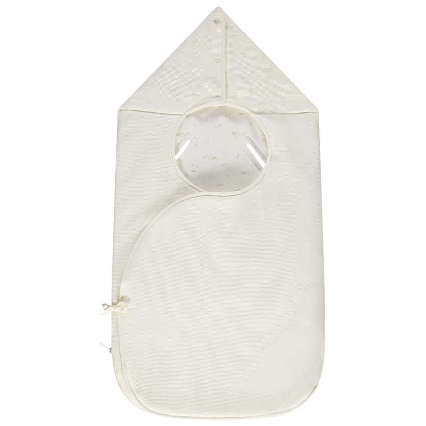 Nido de ángel efecto panal y forro impreso para bebé 