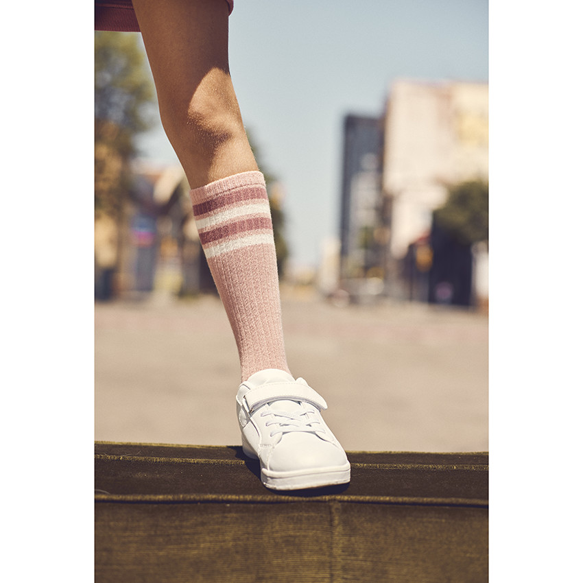 Zapatillas bajas con cordones y velcro niña 