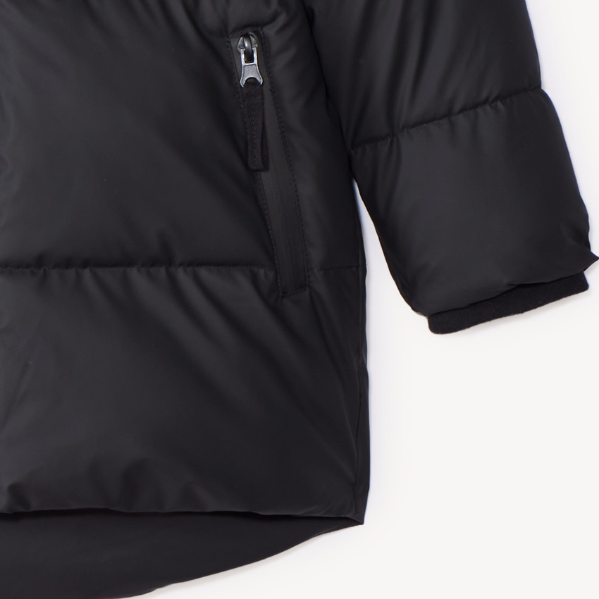 Chaqueta larga con capucha para niño, forrada de micropolar. 