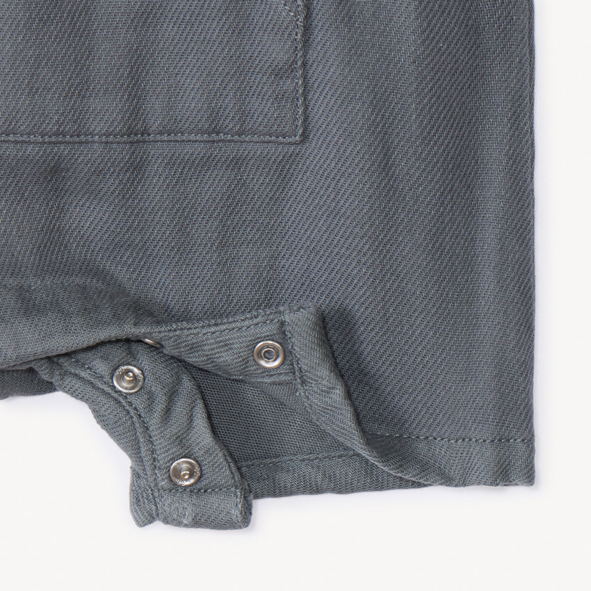 Ensemble court 2 pièces avec salopette pour bébé garçon 