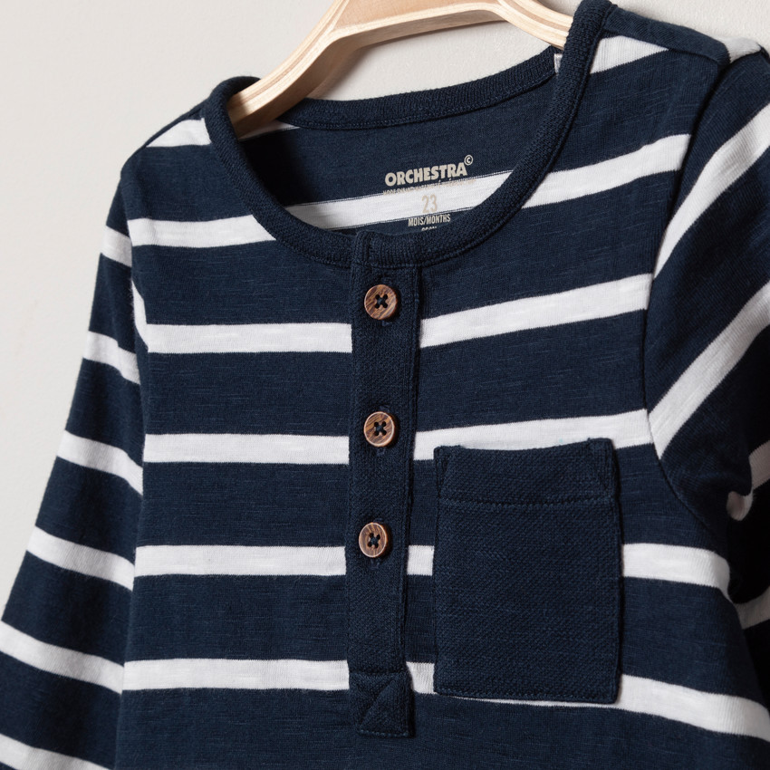 Camiseta manga larga rayas y bolsillo   Additional Camiseta manga larga rayas y bolsillo