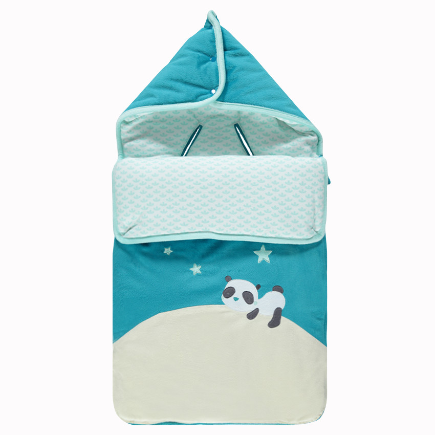 Nido de ángel de terciopelo con forro interior con estampado bordado de panda 