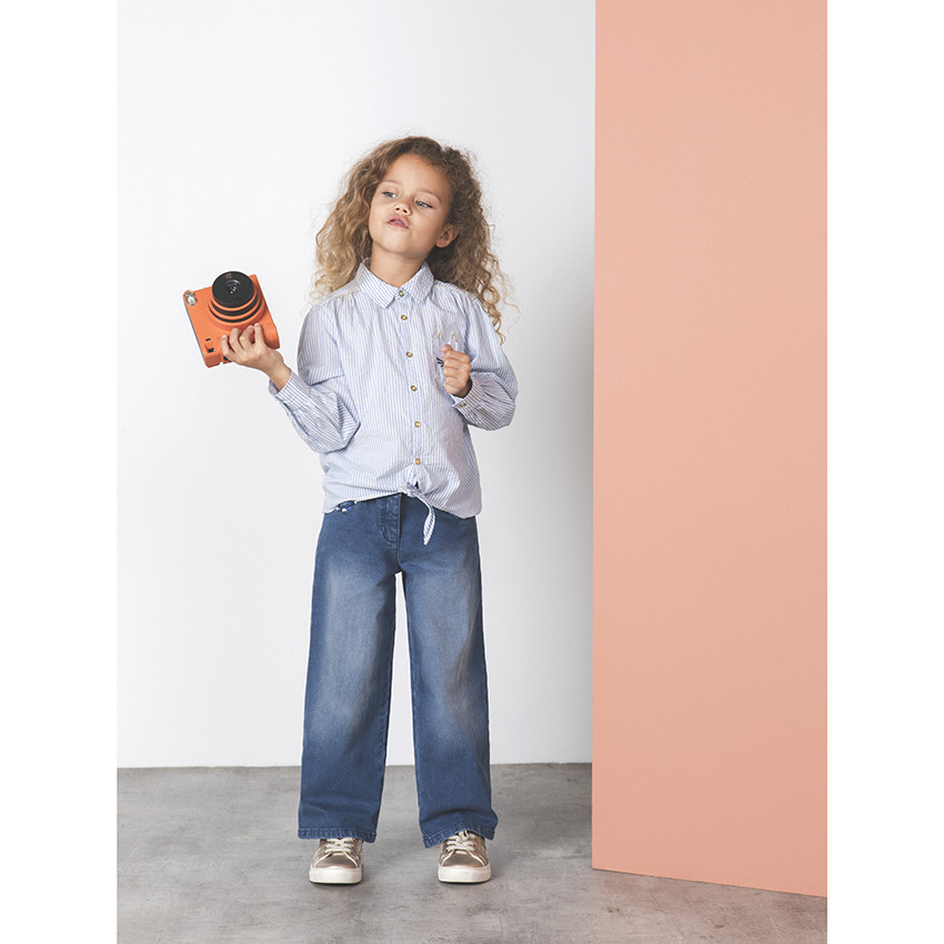 Jeans efecto lavado con cinturón  Additional Jeans efecto lavado con cinturón