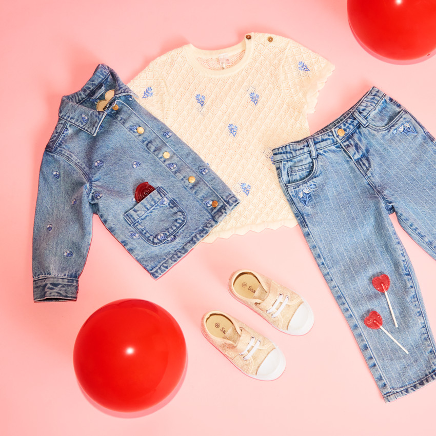 Camiseta de manga corta de punto con bordados de flores para niña bebé 