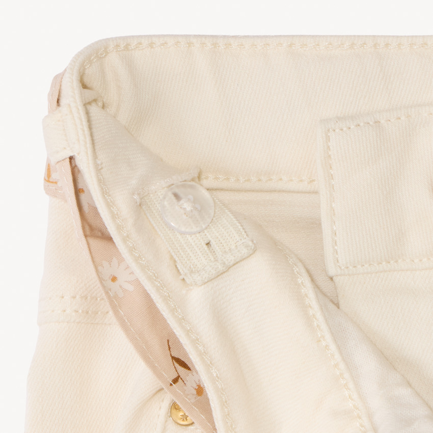 Pantalón slim con cinturilla estampada para niña 