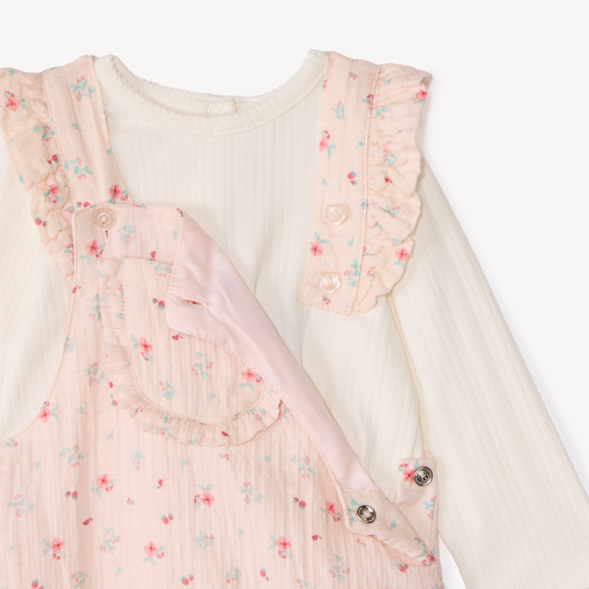 Conjunto de 2 piezas con overol estampado para niña. 