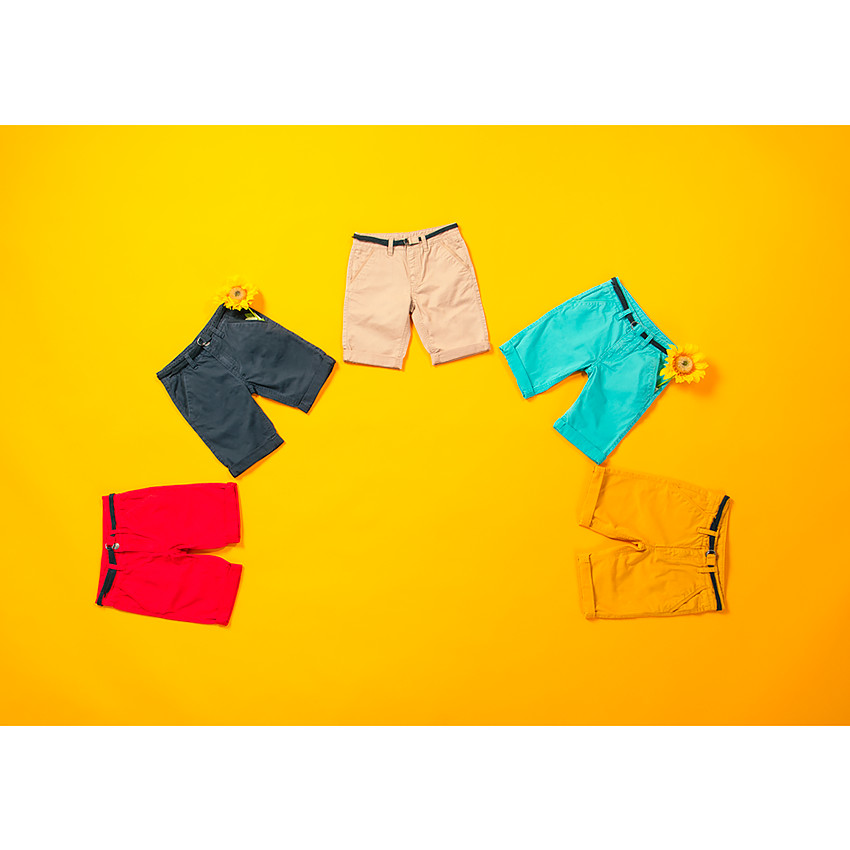 Bermudas de algodón lisas con cinturón ajustable 