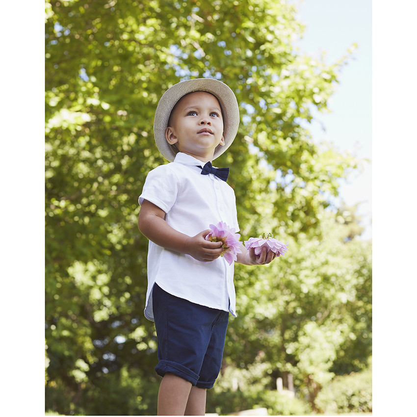 Bermudas de corte chino unicolor en algodón texturizado para bebé niño 
