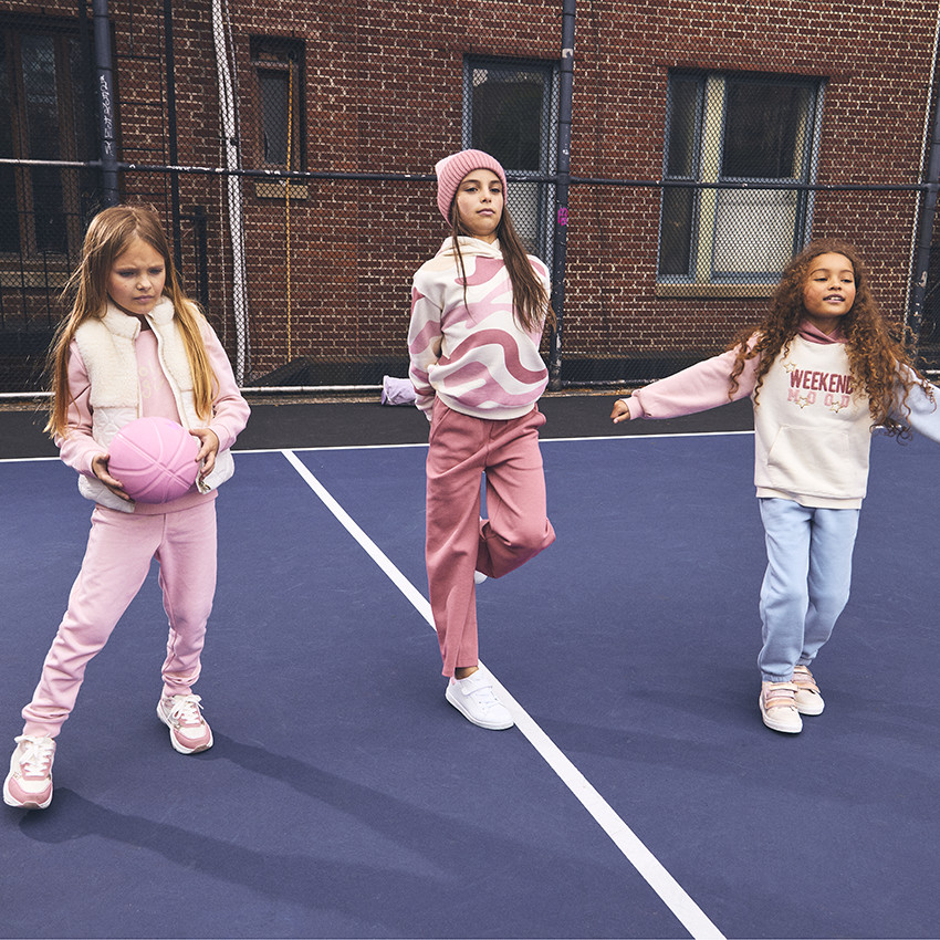 Conjunto de chándal con estampado ondulado y pantalón ancho para niña 