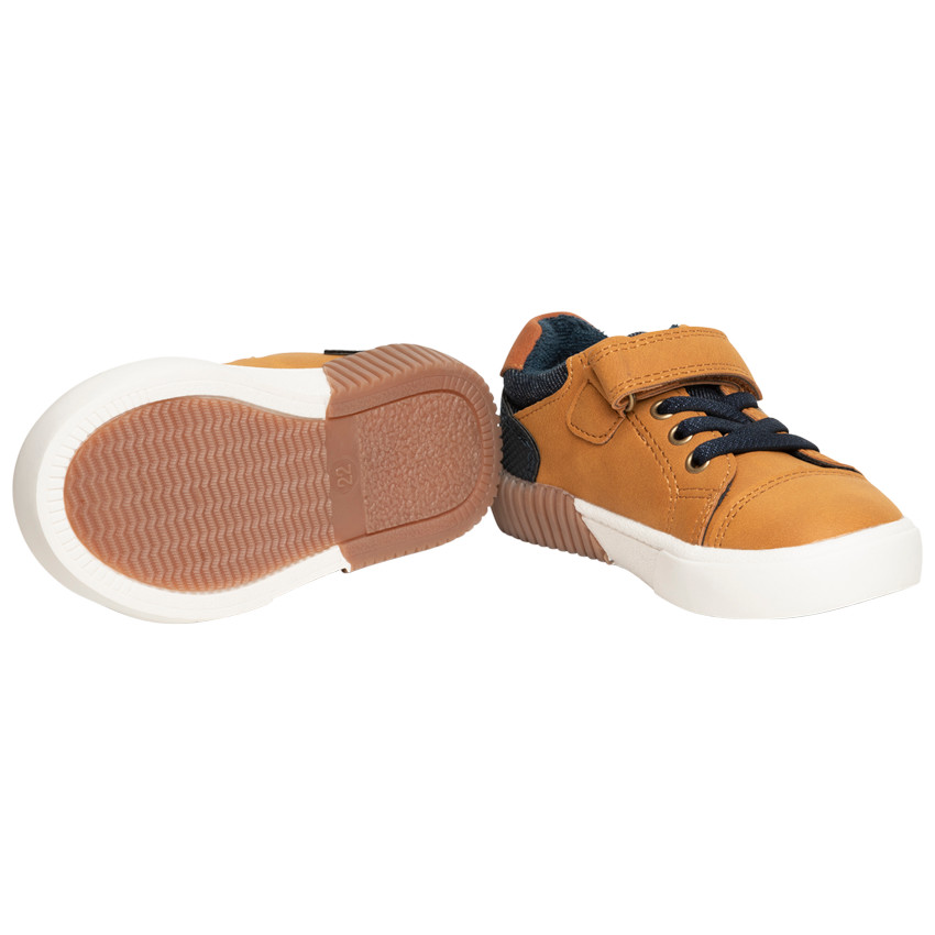 Zapatillas bajas camel con cordones y velcro para bebé niño 