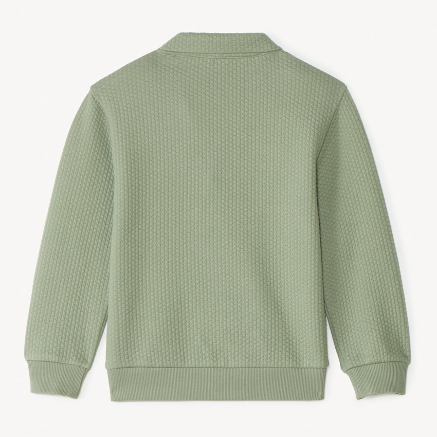 Sudadera de felpa con efecto arrugado y cuello tipo polo para niño. 