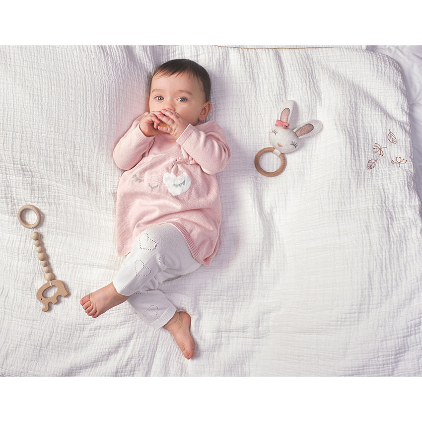 Conjunto con vestido de punto y pantalón con corazones  