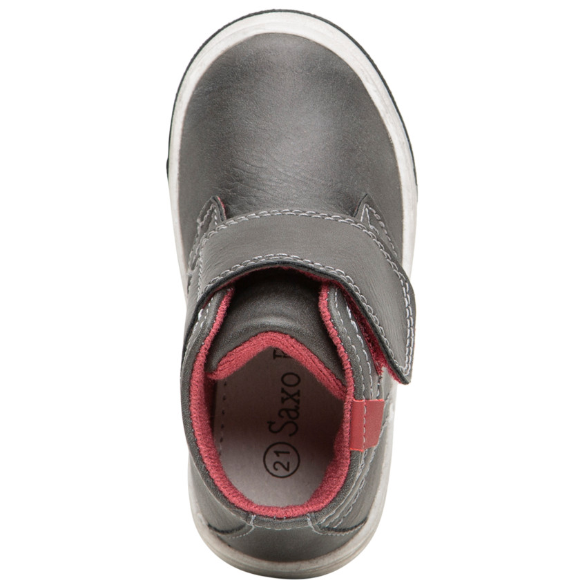 Zapatillas subidas con efecto de cuero y amplio velcro  Additional Zapatillas subidas con efecto de cuero y amplio velcro