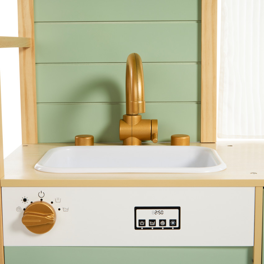 Cocina completa con accesorios de madera 