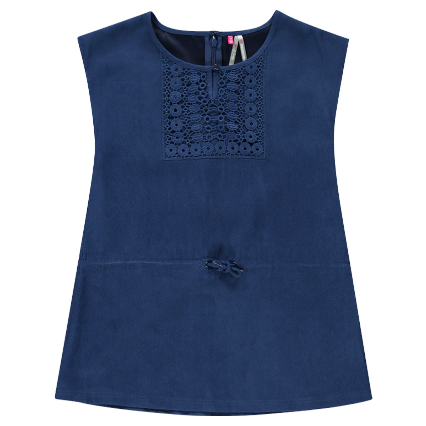 Túnica sin mangas de piel serraje con bordados 