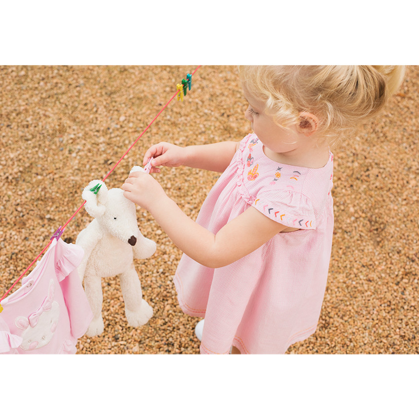 Vestido de manga corta de rayas y bordados que contrastan  Additional Vestido de manga corta de rayas y bordados que contrastan