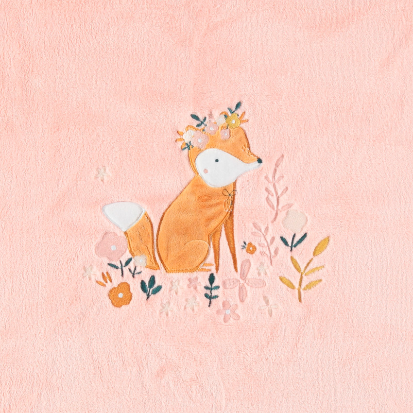 Manta de terciopelo con zorro bordado 