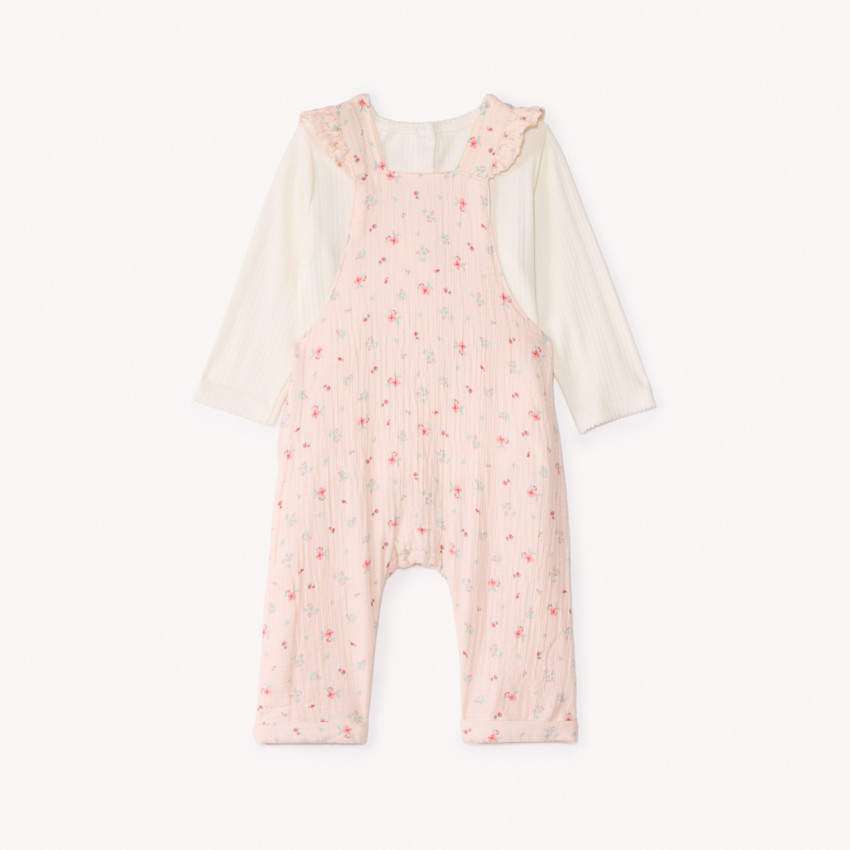Conjunto de 2 piezas con overol estampado para niña. 