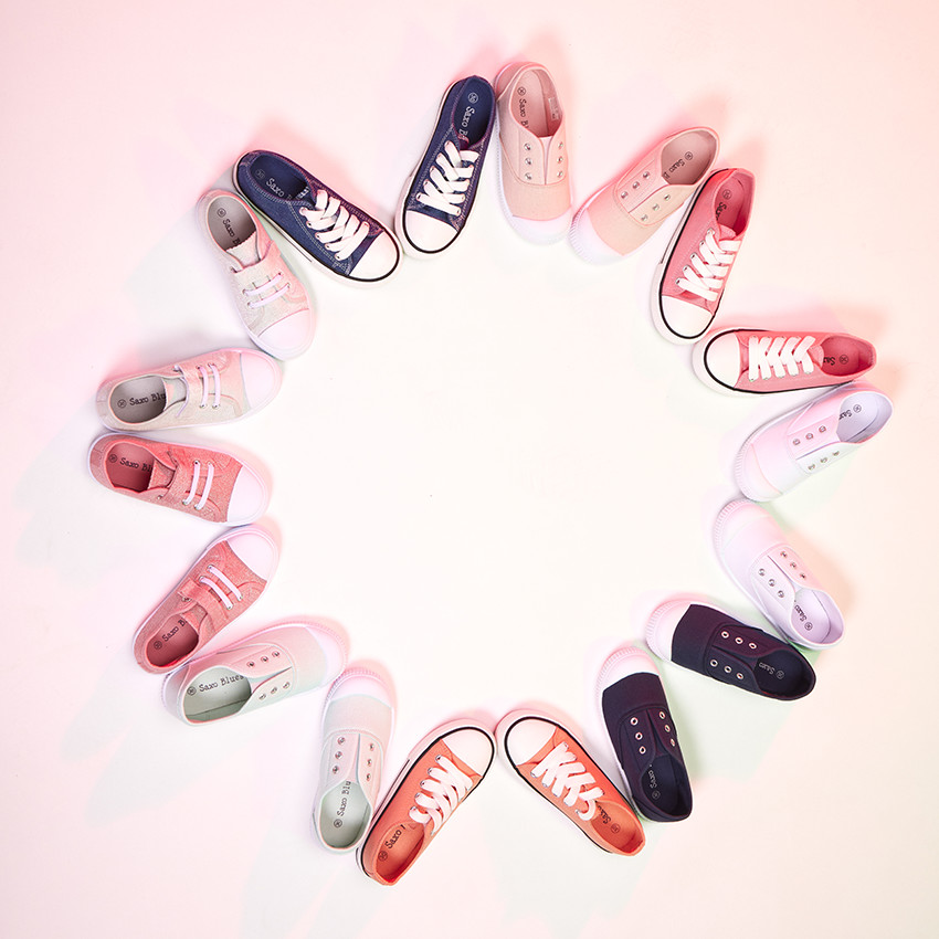 Zapatillas bajas de lona con cordones mixtos 