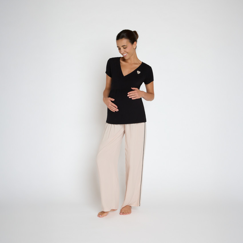 T-shirt de pyjama de grossesse manches courtes brodé cœur 
