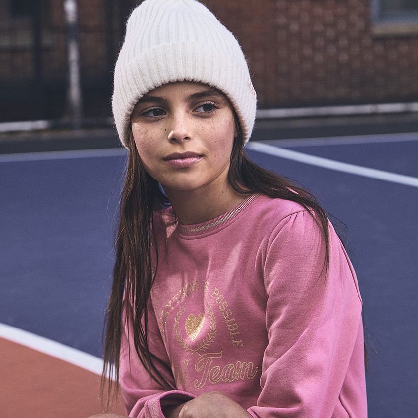 Ropa de niña de manga larga en felpa con estampado brillante  Additional Ropa de niña de manga larga en felpa con estampado brillante