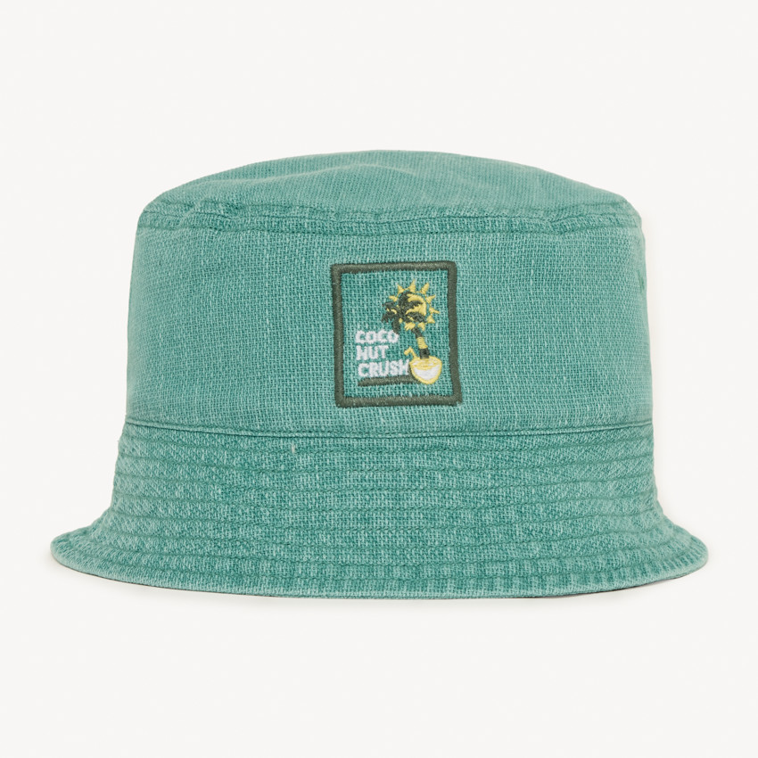 Gorra lisa con bordado de coco para niño 