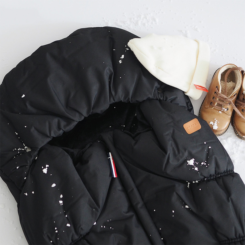 Saco técnico 6-26 meses TOG 6 con forro polar negro  Additional Saco técnico 6-26 meses TOG 6 con forro polar negro