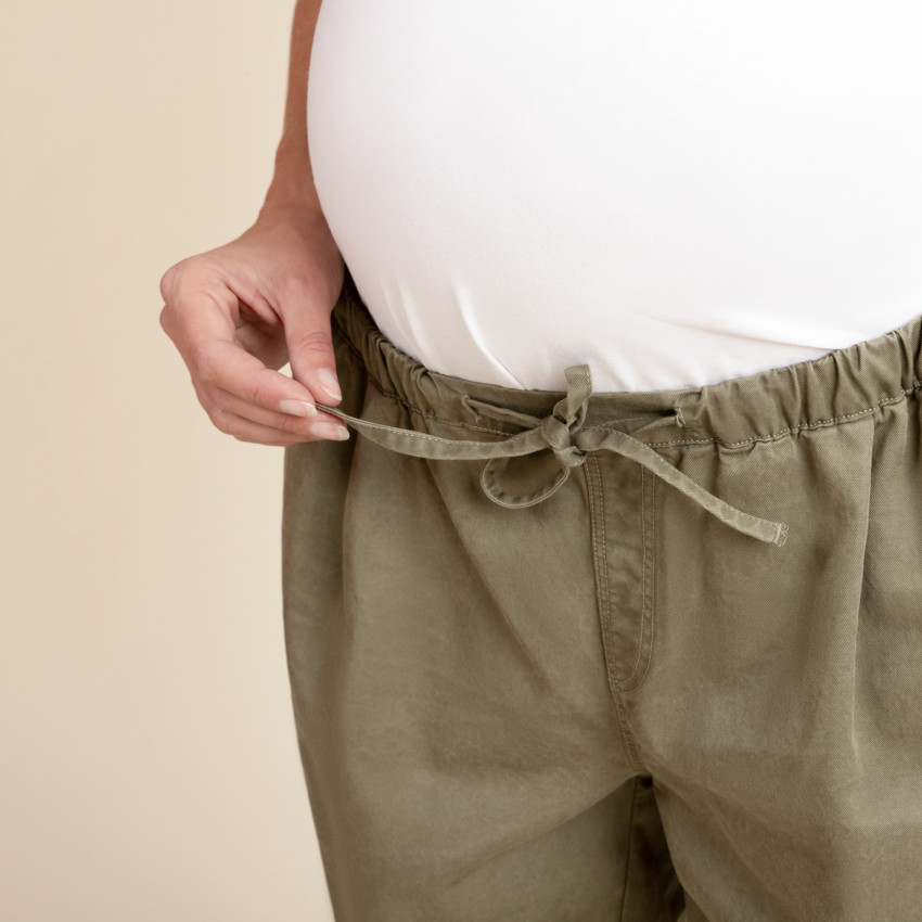 Pantalón fluido con cintura elástica para mujer 