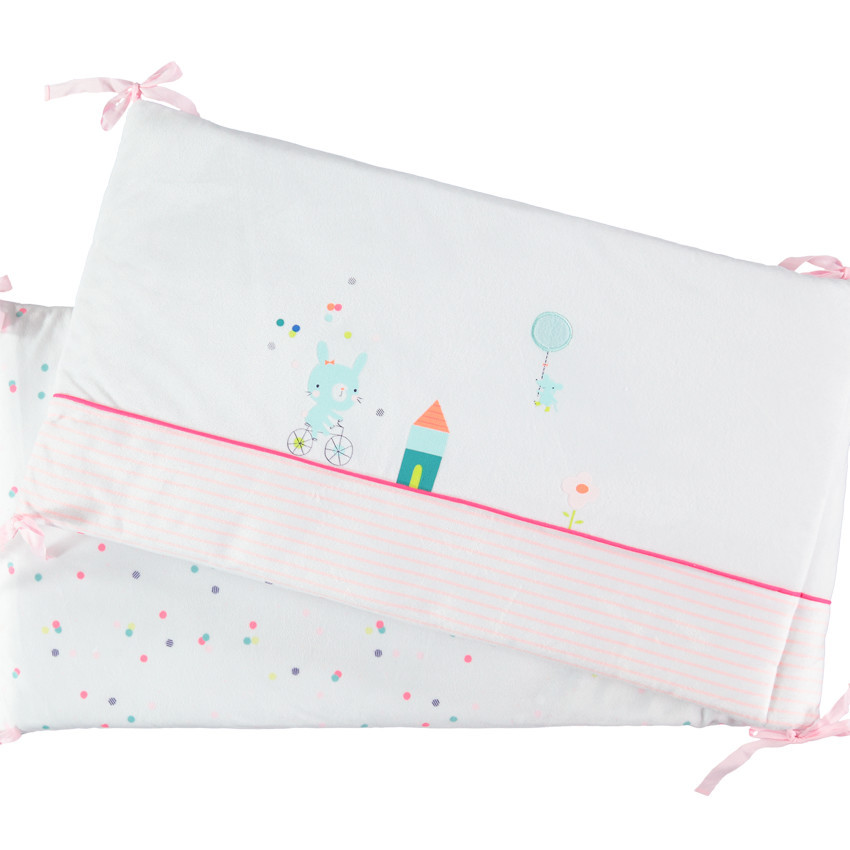 Protector de cuna 3 lados de terciopleo con personajes coloridos y nudos.   Additional Protector de cuna 3 lados de terciopleo con personajes coloridos y nudos.
