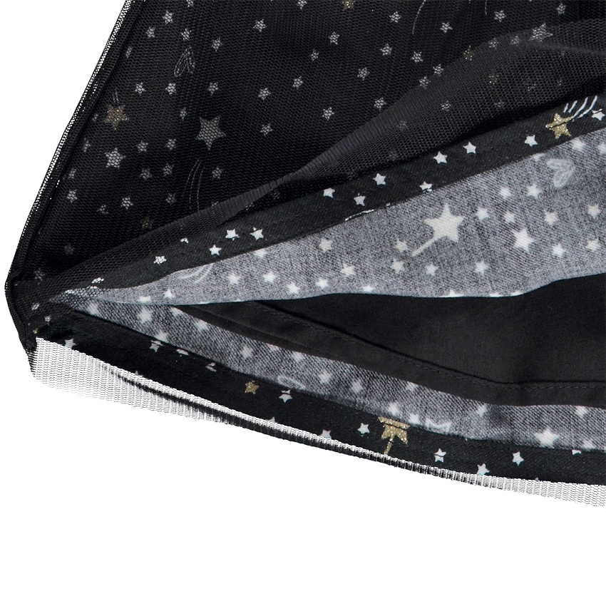 Falda corta en tul con estampado de estrellas  Additional Falda corta en tul con estampado de estrellas