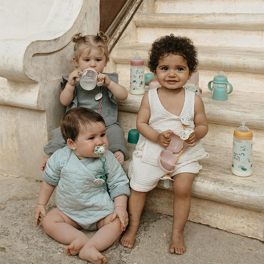 Sujetachupetes broche con pinza Walk in the park verde gris 